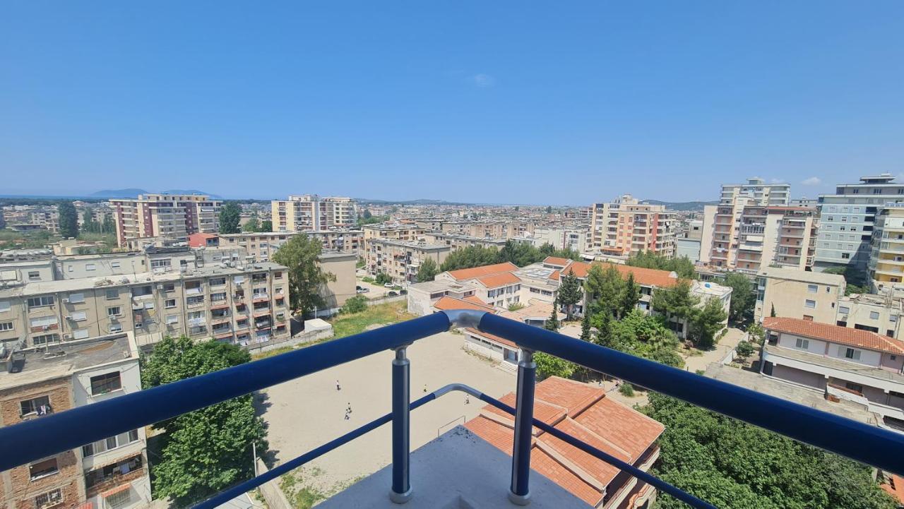 The Place Vlorë Esterno foto